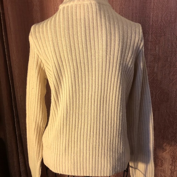 Sweater - Picture 2 of 3